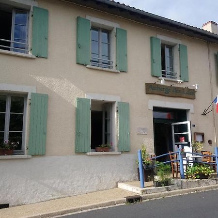 Auberge Des Lacs Massignac Buitenkant foto